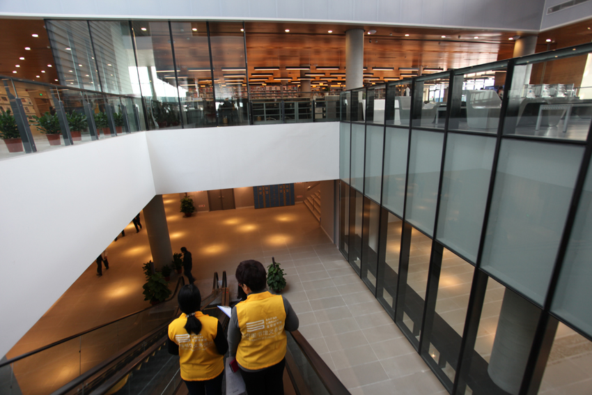 2013年2014年連續(xù)2年成功中標(biāo)深圳市寶安區(qū)圖書館標(biāo)簽