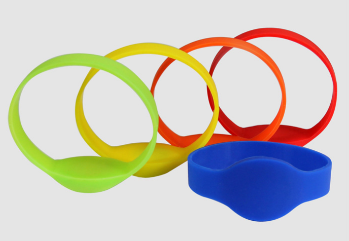 rfid硅膠腕帶標(biāo)簽產(chǎn)品實(shí)拍